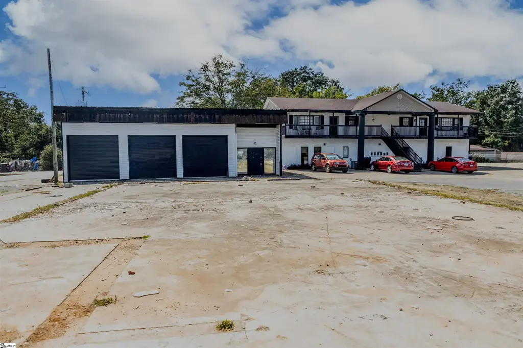 1603 N Main Street, Anderson