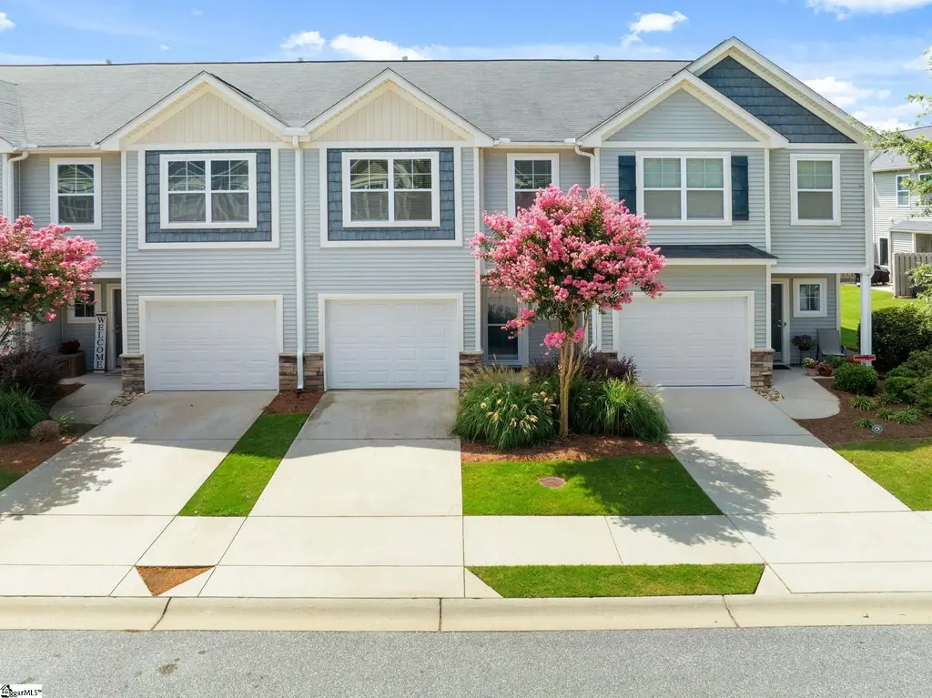 10 Harvest Bell Lane, Taylors