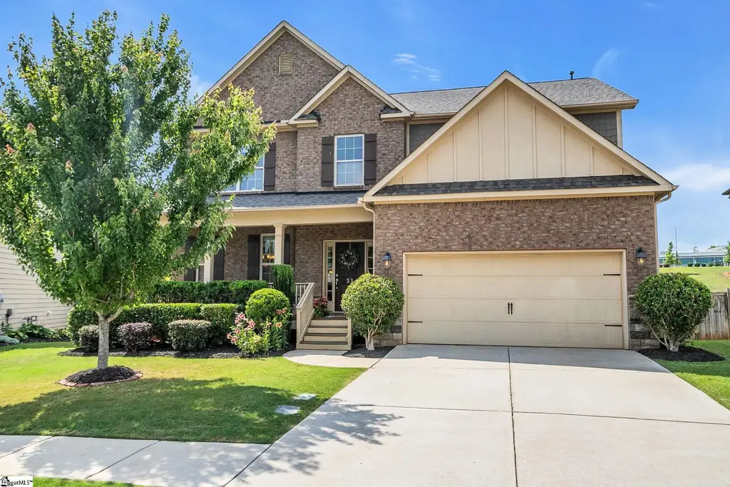 31 Wood Hollow Circle, Greer