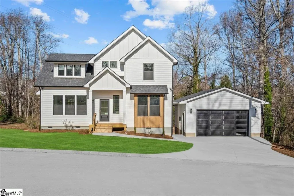 7 Farrell Kirk Lane, Greenville