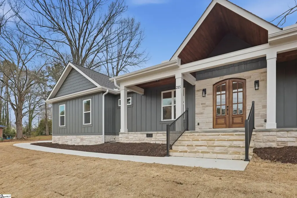215 Ligon Drive, Anderson