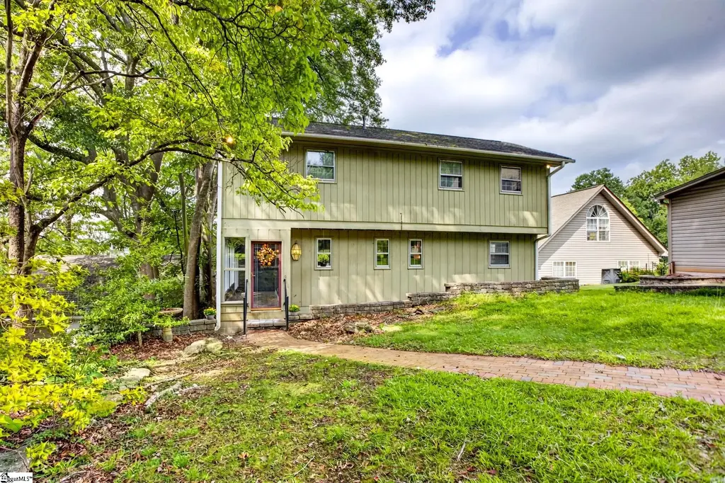 245 Lyman Lake Road, Lyman