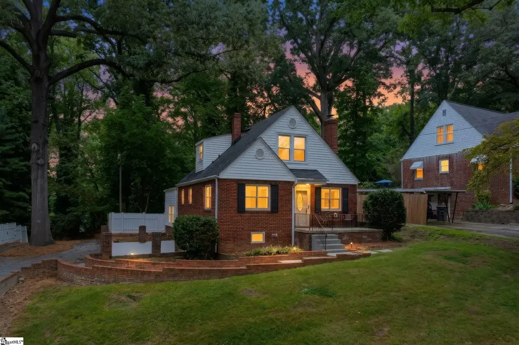 218 Mcmakin Drive, Greenville