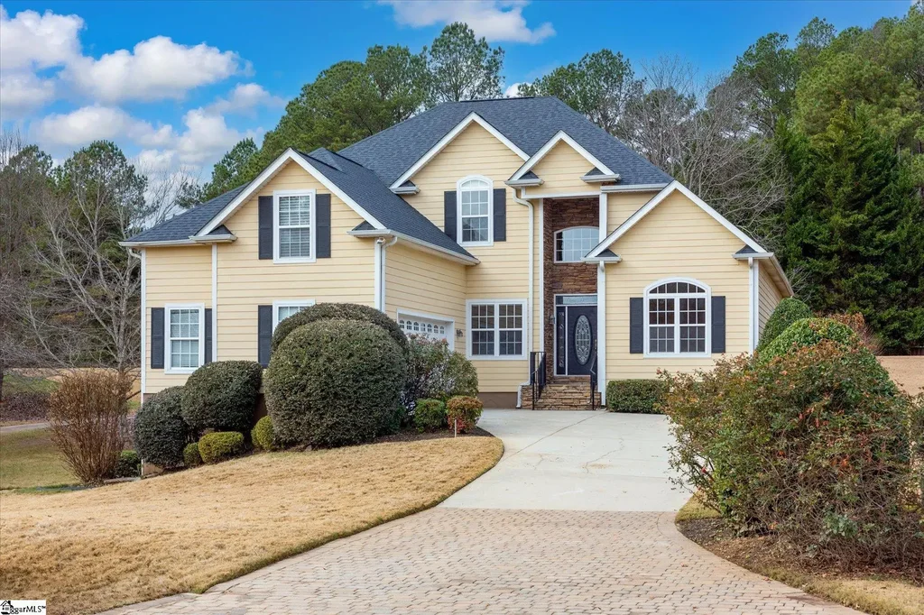 4 Laurelcrest Lane, Travelers Rest