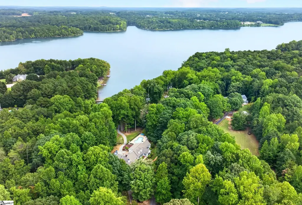 205 Cove Harbor Court, Taylors