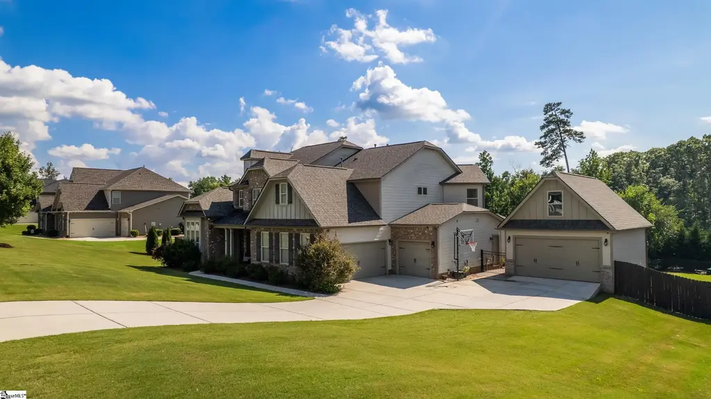5 Vineyard Way, Williamston