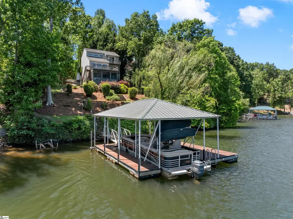397 Lake Road, Inman