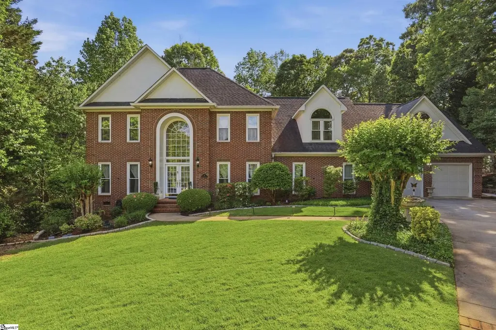 111 Overlook Court, Easley