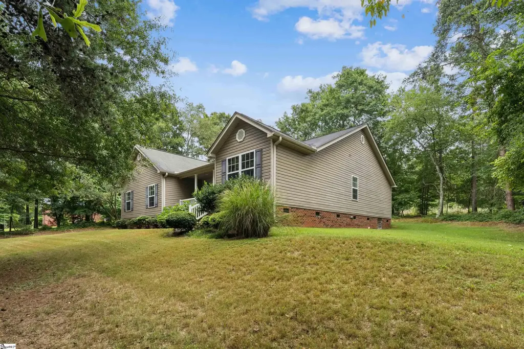 113 Valley Drive, Anderson