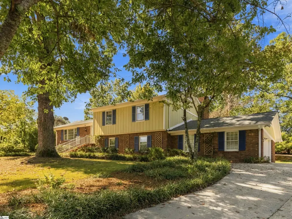 6 Braddock Drive, Taylors