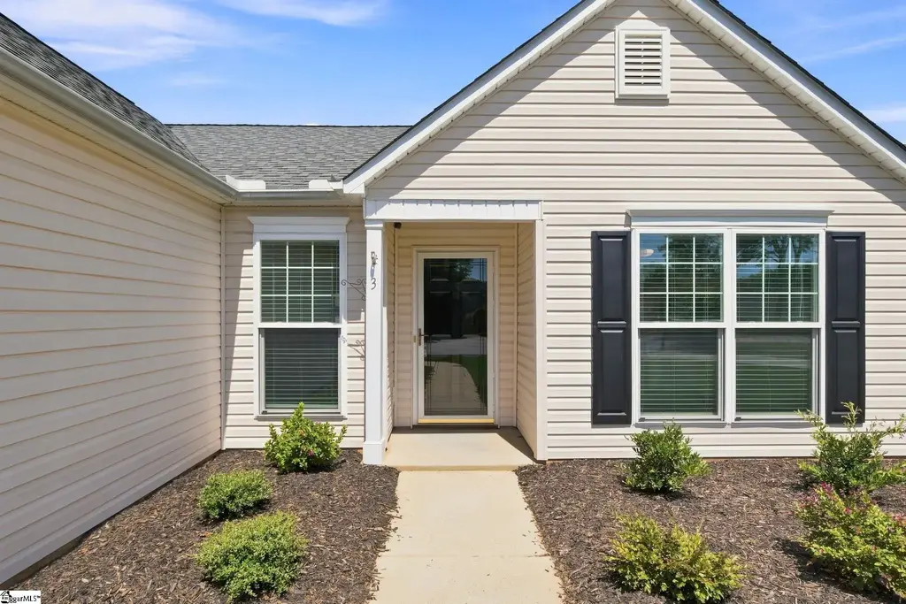 3 Buzzell Court, Simpsonville