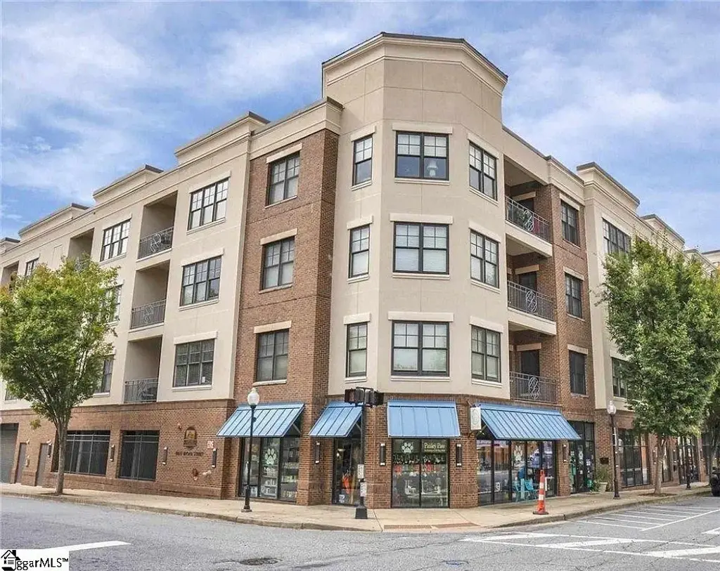 155 E Broad Street, Spartanburg