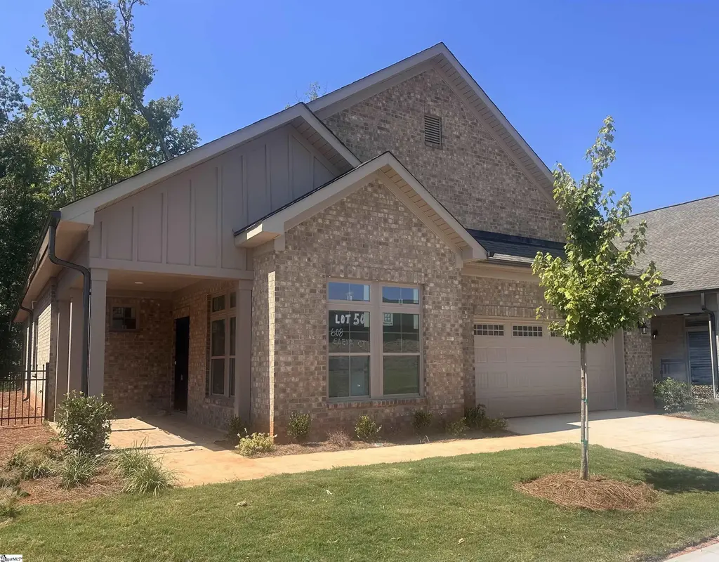 608 Elexa Court, Greer