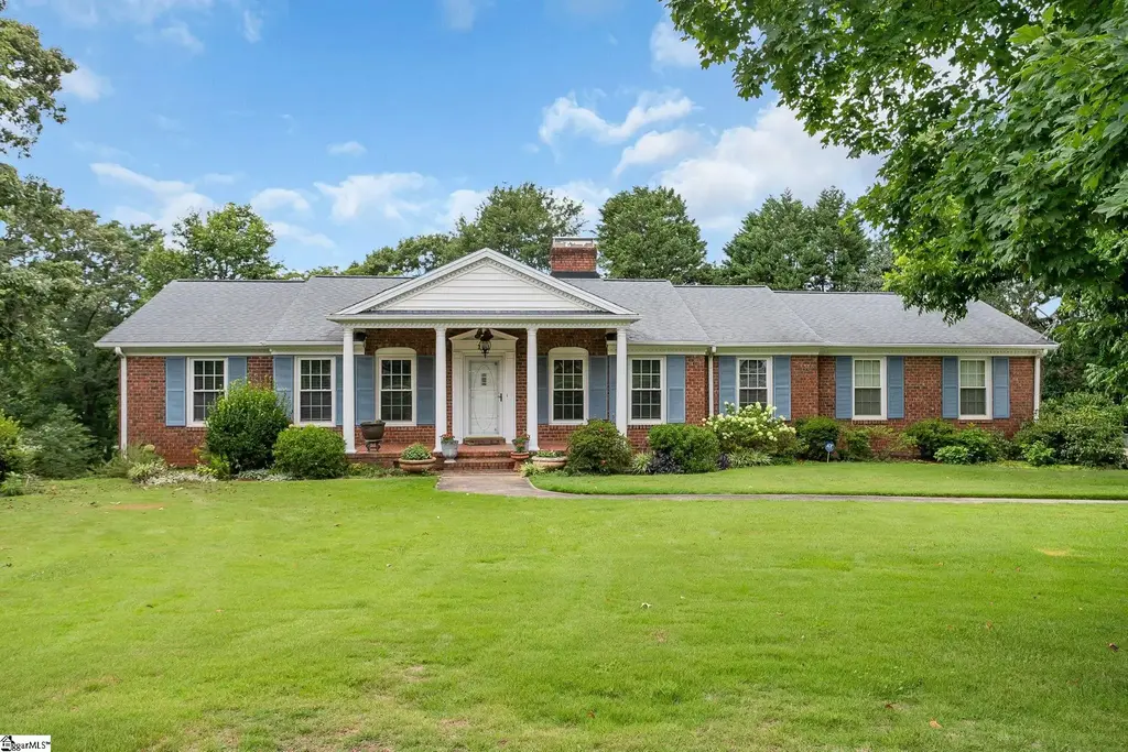 204 Montclair Road, Greer