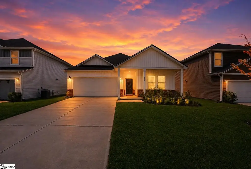 138 Layken Drive, Fountain Inn