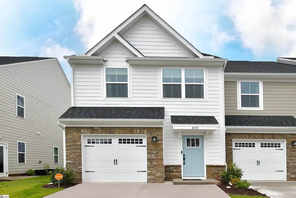 205 Lograto Lane, Simpsonville