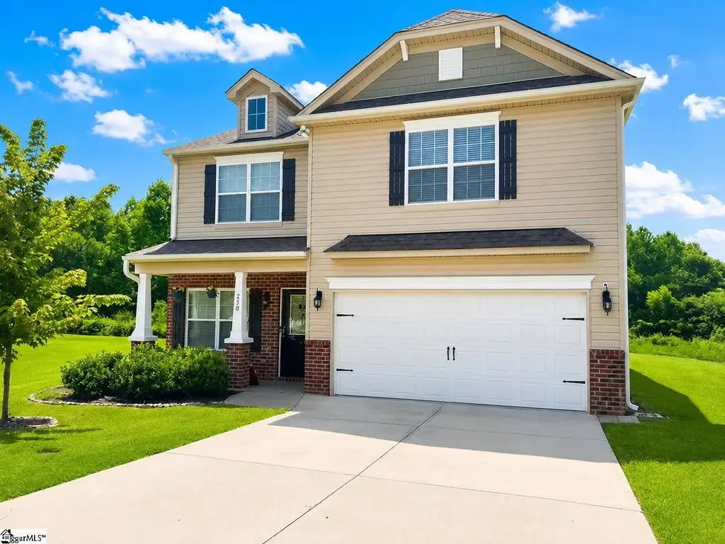 210 Addlestone Circle, Fountain Inn