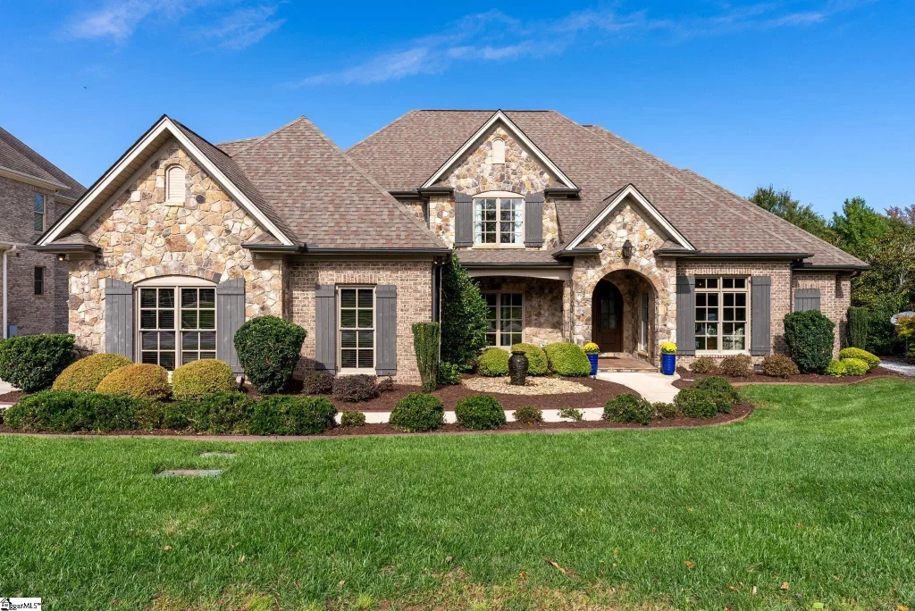 100 Chamblee Boulevard, Greenville