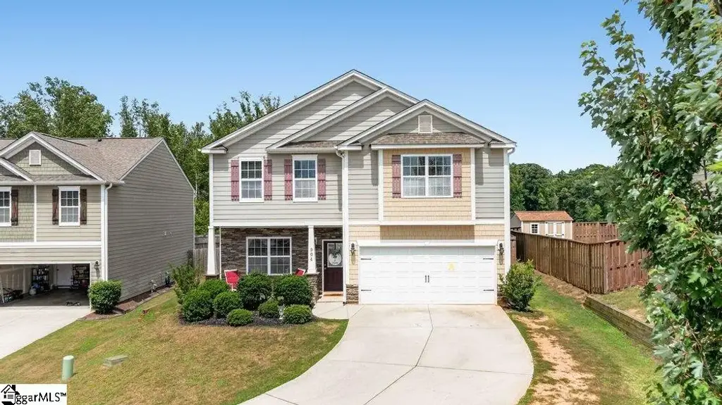 904 Liberty Walk Lane, Simpsonville