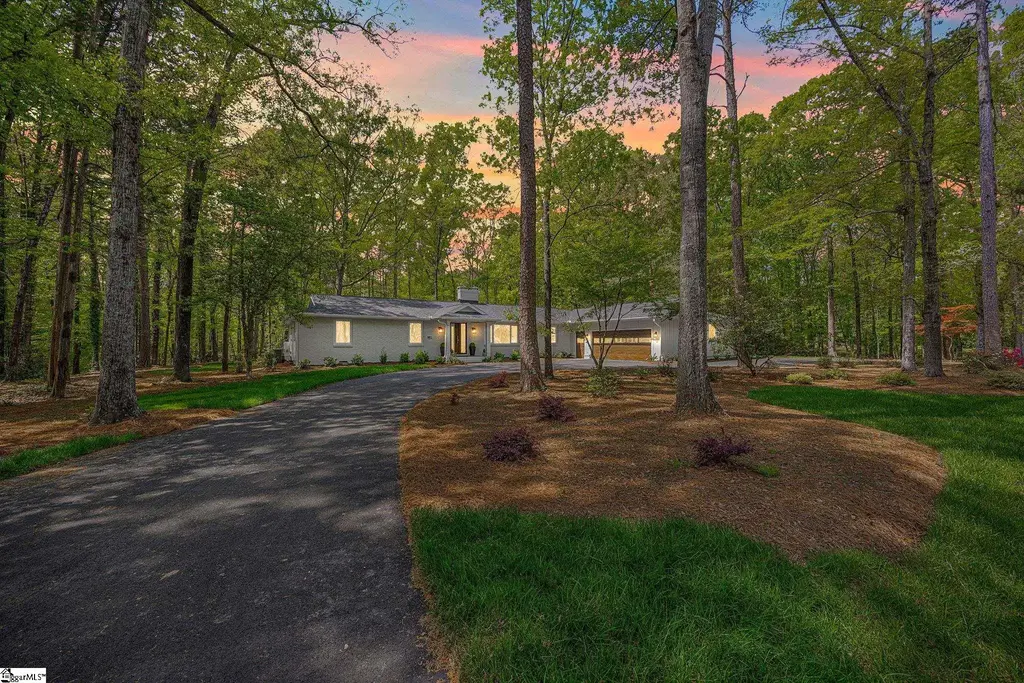 128 Edgecombe Road, Spartanburg