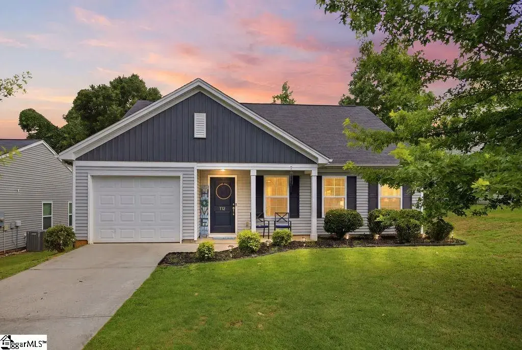 712 Roebuck Avenue, Roebuck