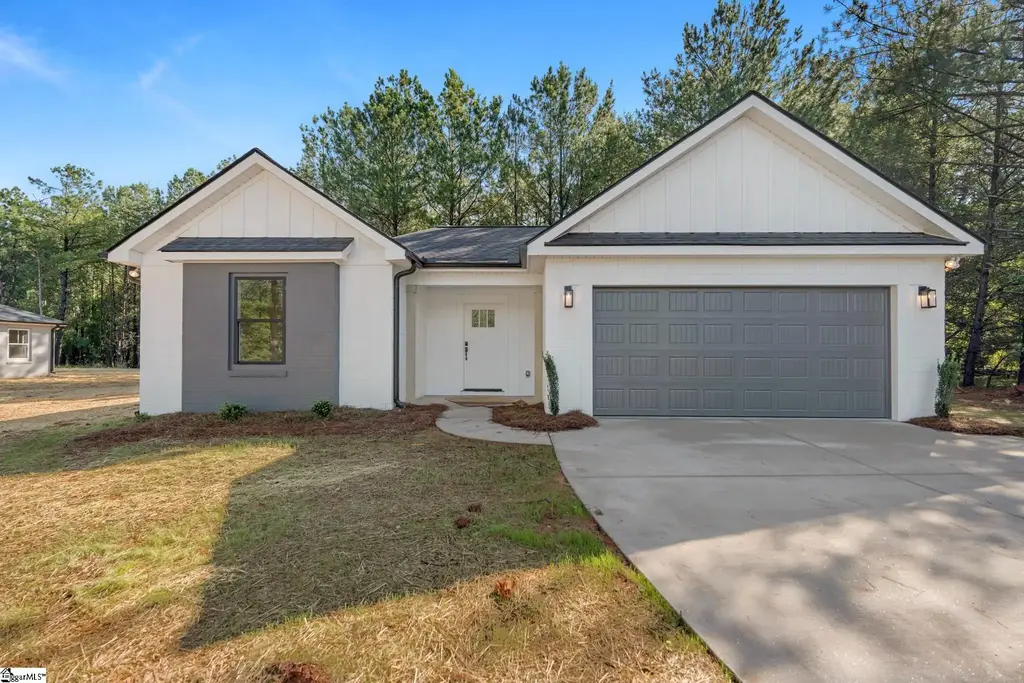 410 N Palmetto Street, Liberty