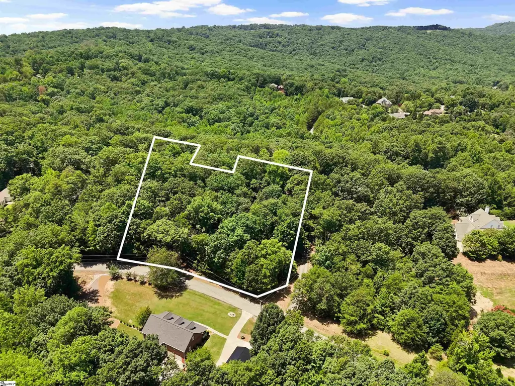 409 S Buckhorn Road, Greenville