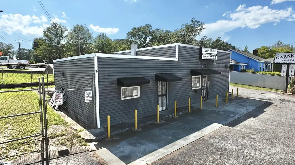 701 W Main Street, Easley