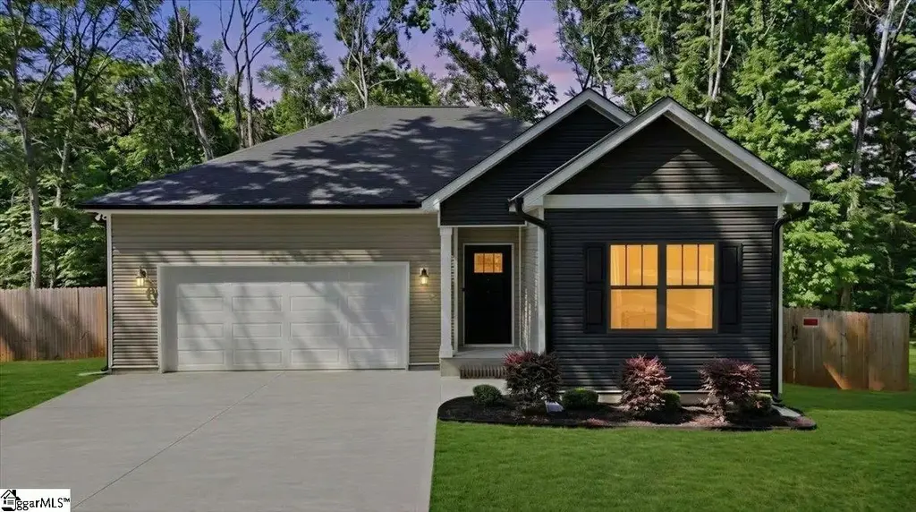 411 Hillside Drive, Anderson