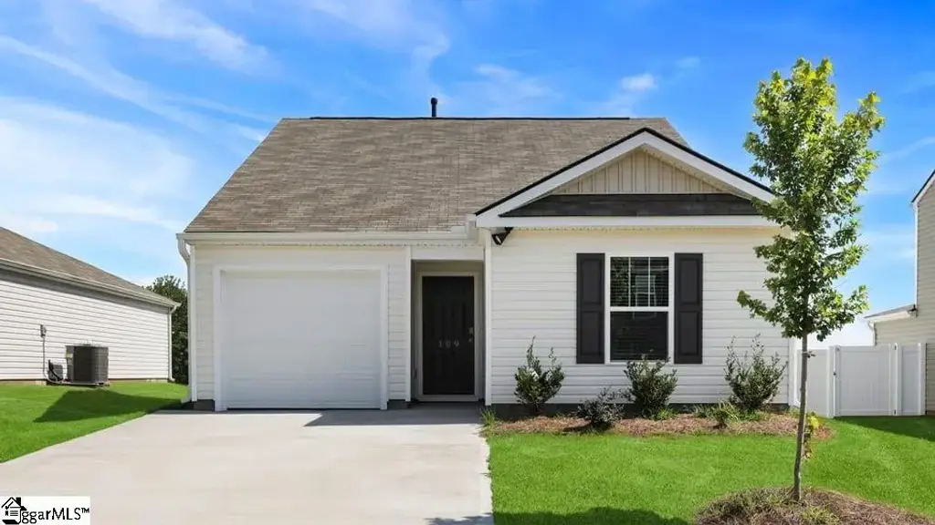 109 Elgin Drive, Laurens