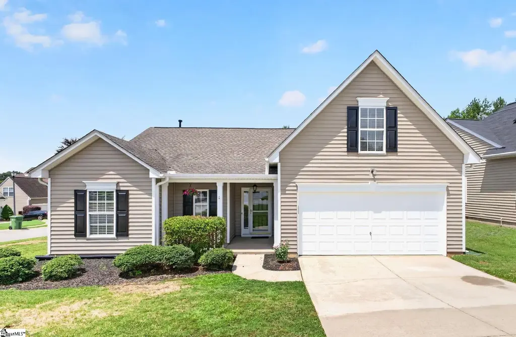 101 Constantine Way, Greer