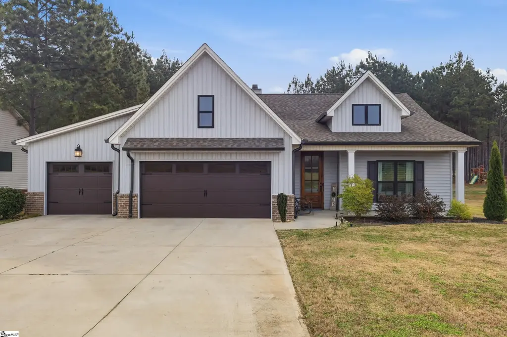 127 W Stewart Street, Pelzer