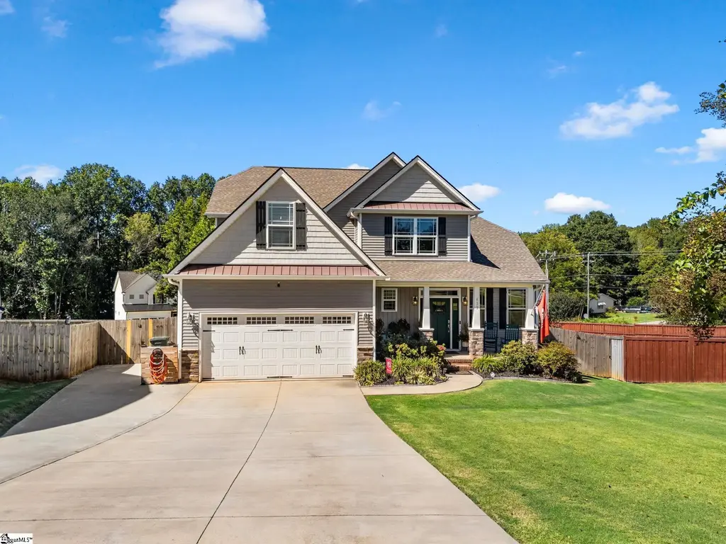 433 Golden Amber Lane, Greer