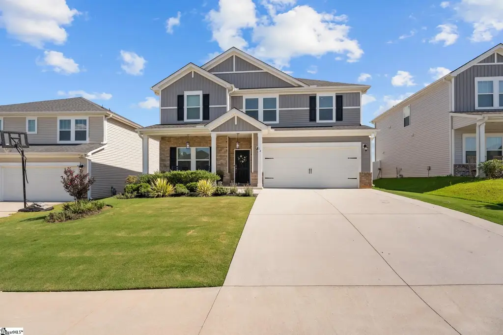 14 Shorncliffe Road, Simpsonville