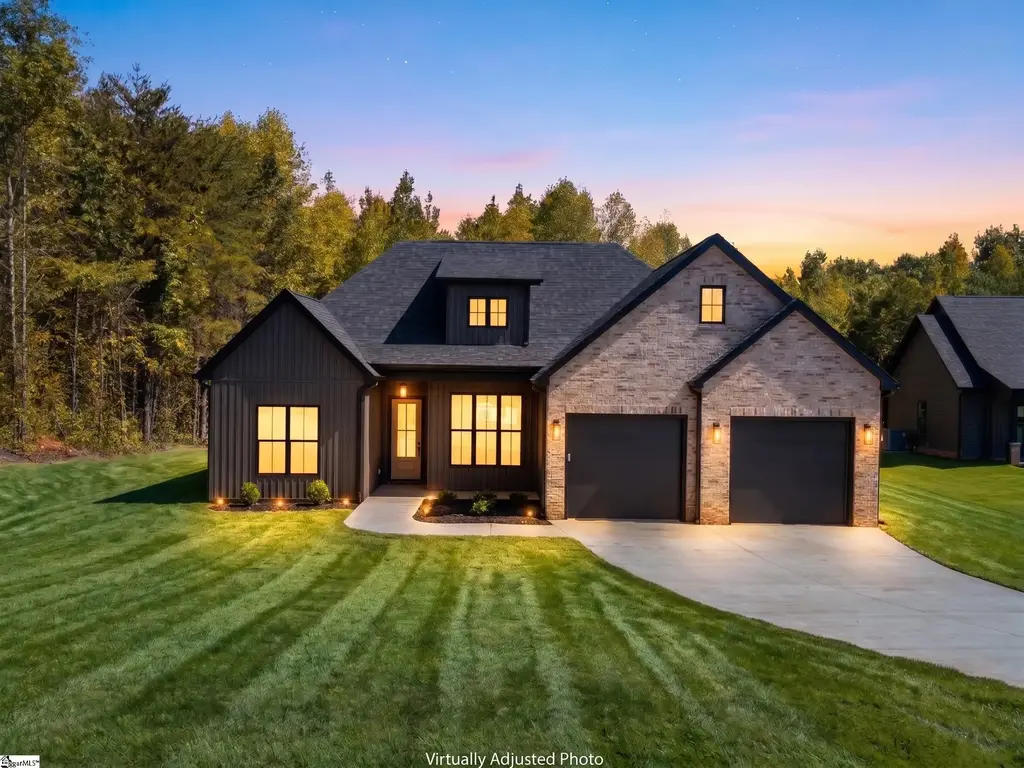 8632 Parris Bridge Road, Chesnee