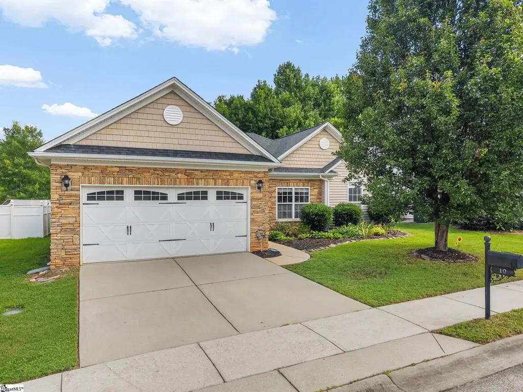 10 Paranor Drive, Simpsonville