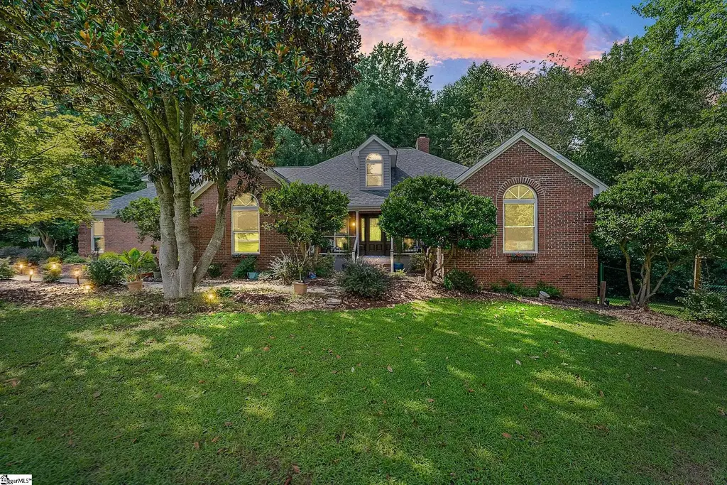 252 Ridge Way, Simpsonville