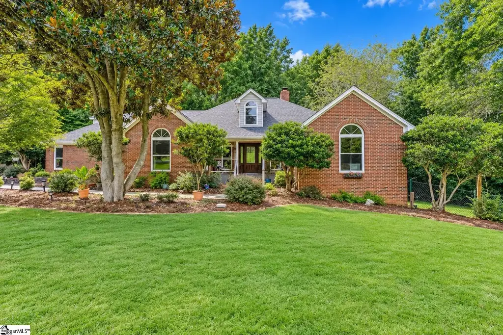 252 Ridge Way, Simpsonville