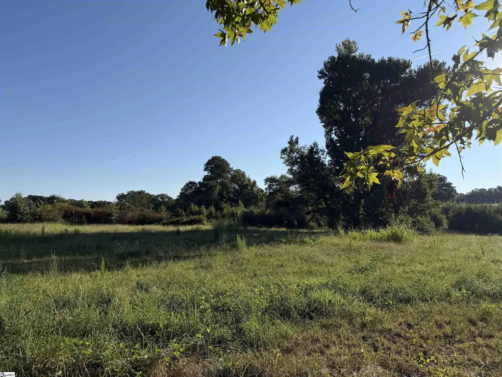 120 Maxcy Drive, Belton