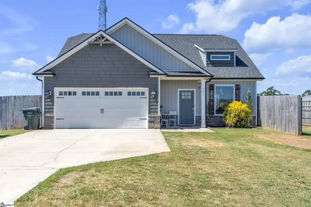 141 Cochran Road, Inman