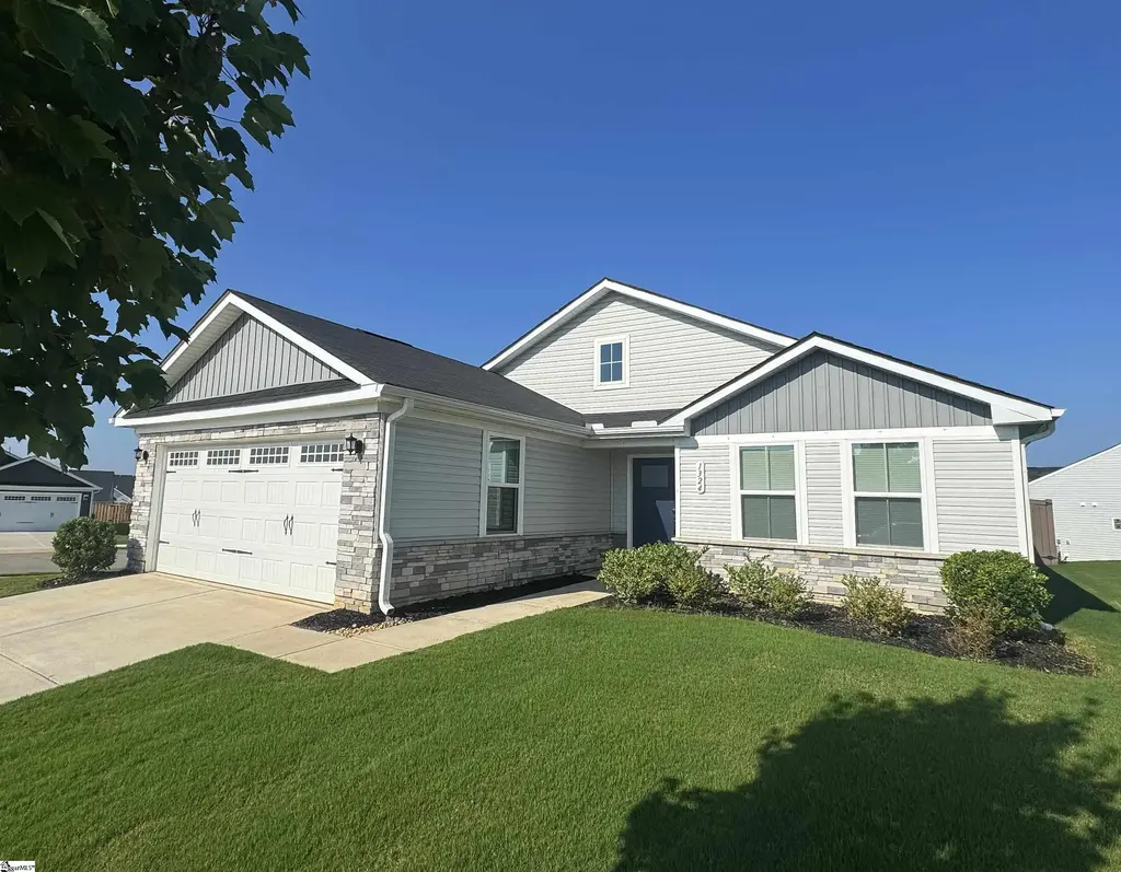 1324 Coffeetree Drive, Reidville