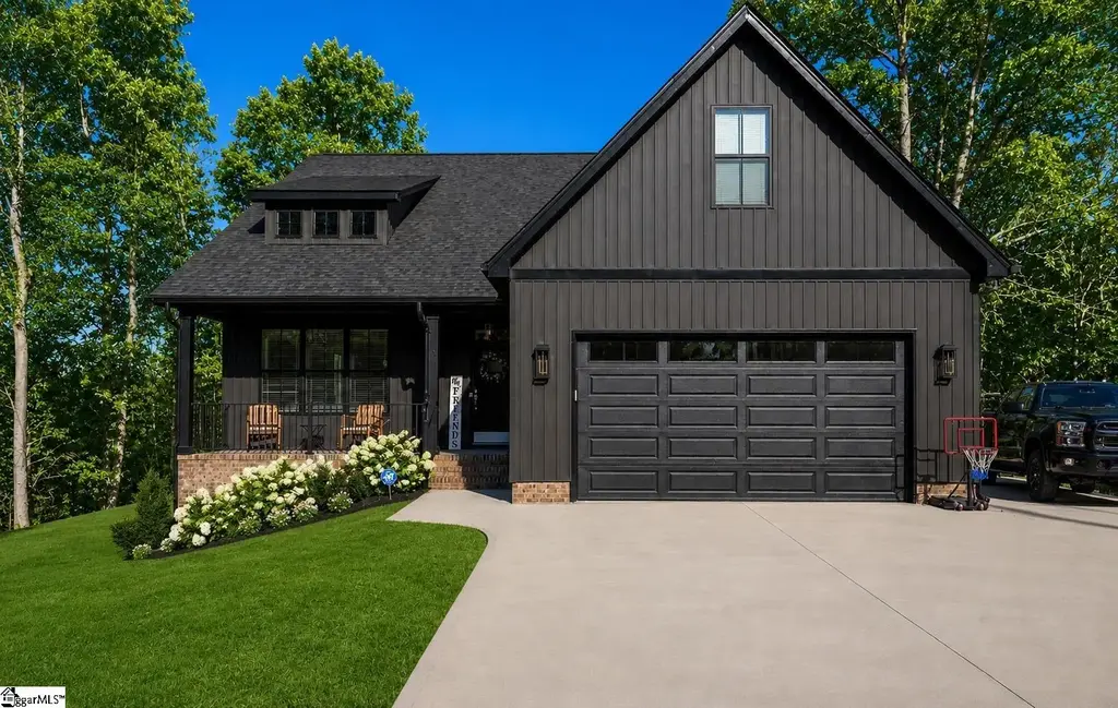 26 Birch Tree Road, Greer