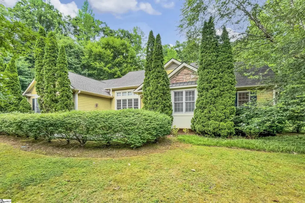 28 Windswept Lane, Travelers Rest