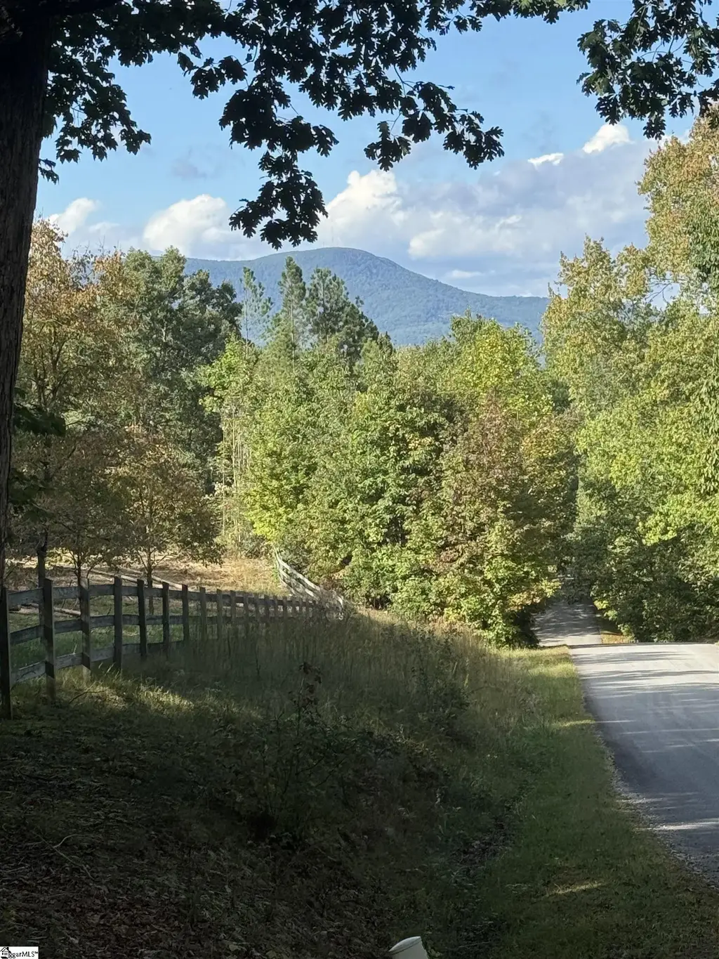 Hawkins Road, Greer