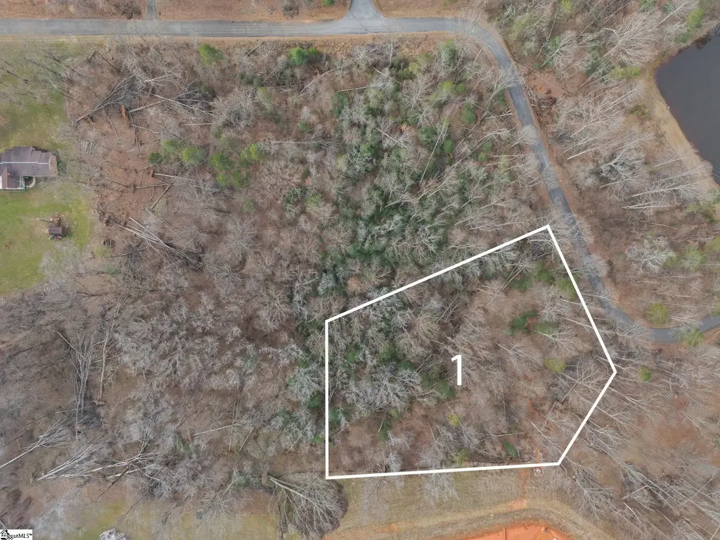 255 Bluebird Lane, Spartanburg