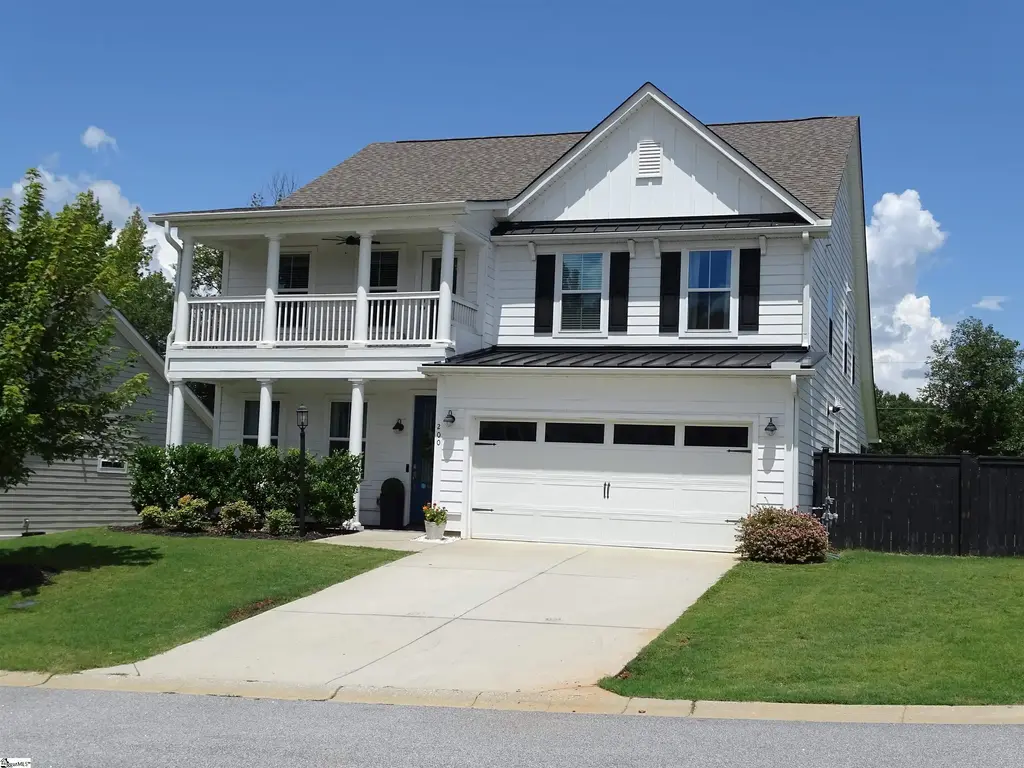 200 Armitage Way, Taylors