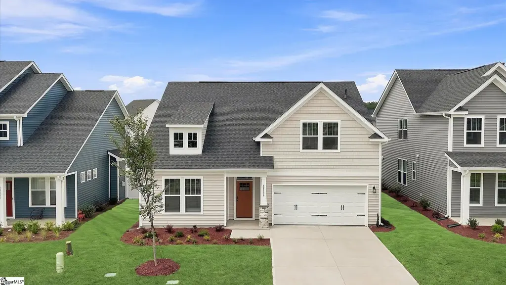 12136 Mahogany Circle, Inman