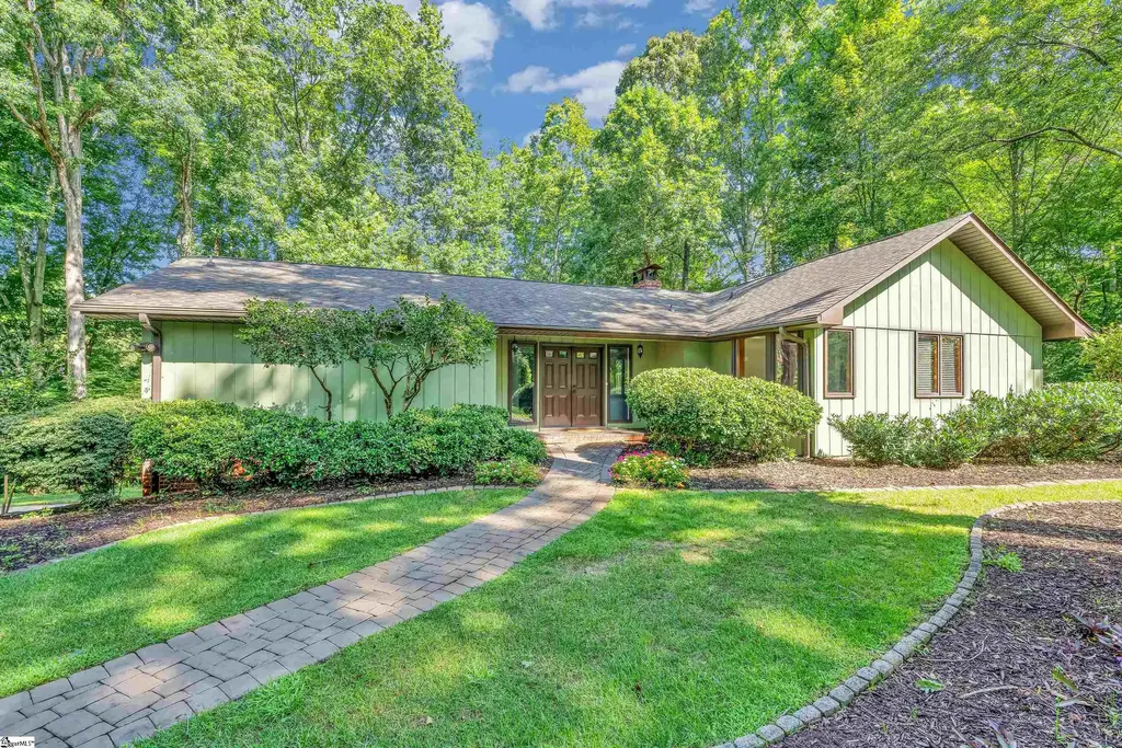 131 Browning Drive, Greer