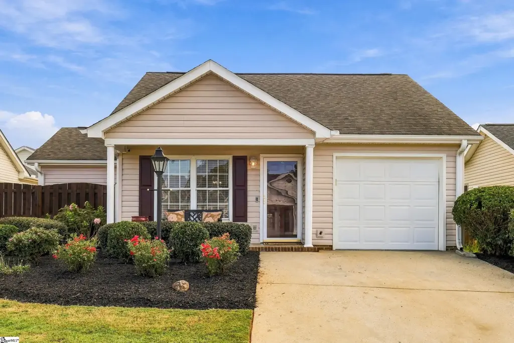 115 Lennox Lane, Easley