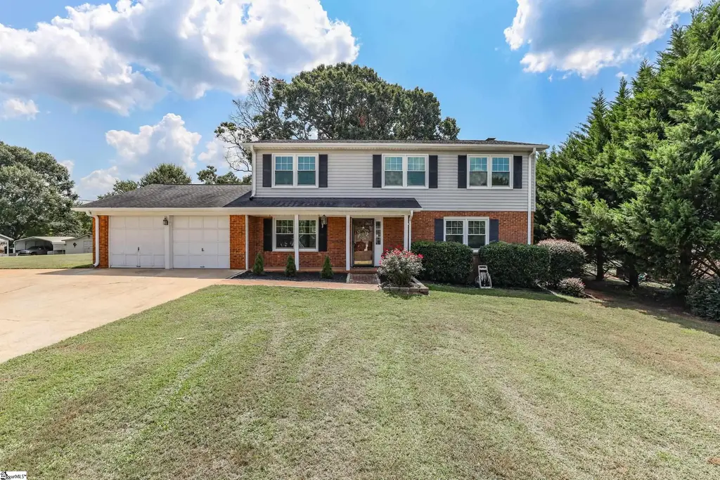 104 Forest Park Drive, Easley
